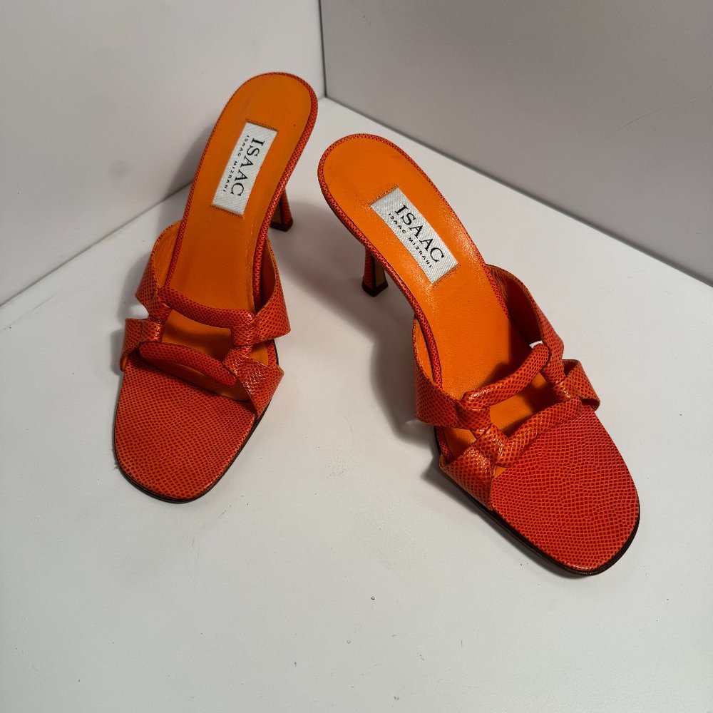 ISAAC MIZRAHI WOMEN'S HEELED MULE